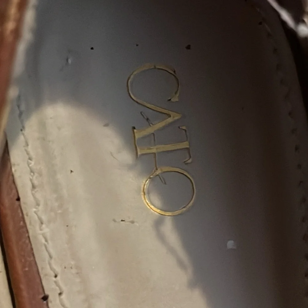 Shoes - Picture 9 of 9